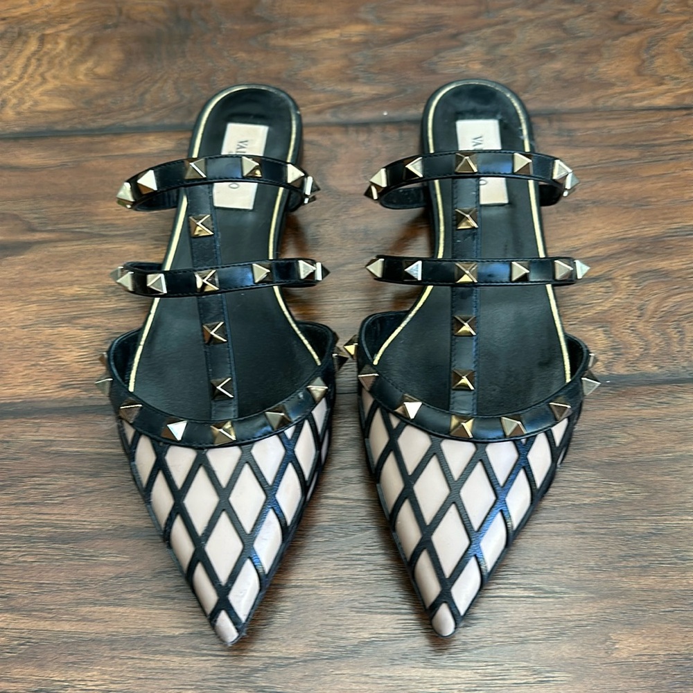 Valentino rock stud mule size 38 EUC —**price lowered for holidays only***